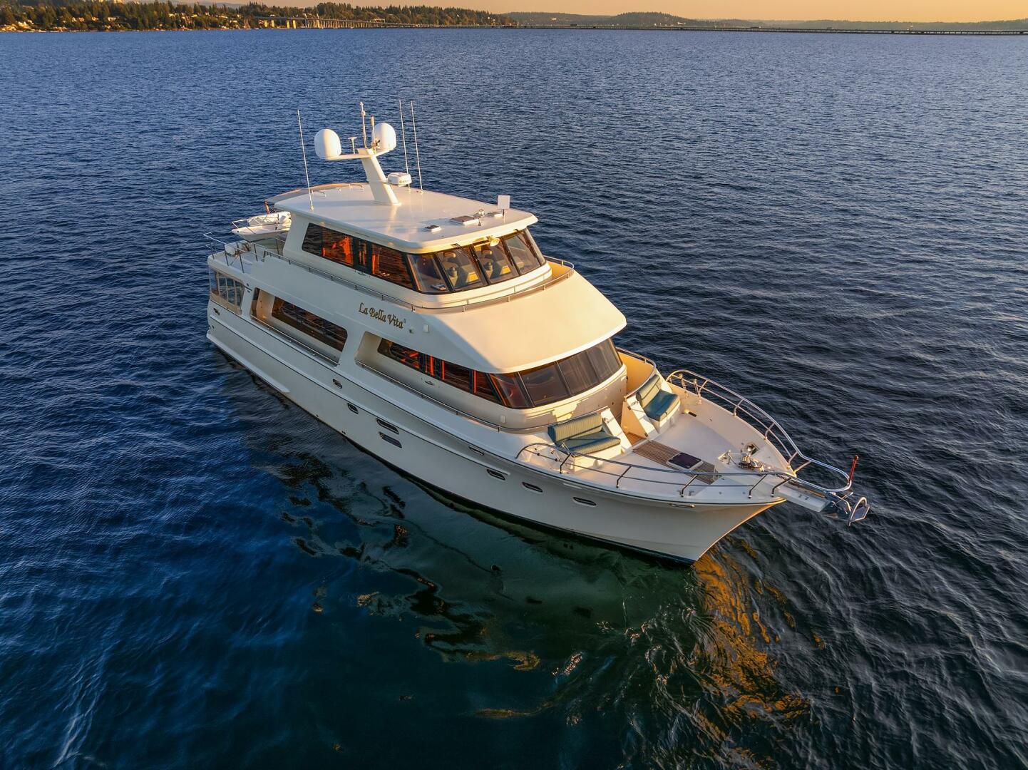 2014 Hampton 720 Skylounge LRC - Image 120