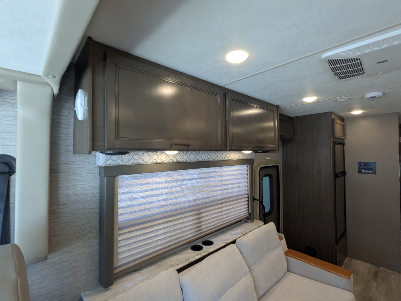 2021 Thor Motor Coach Freedom Traveler A30 - Image 14