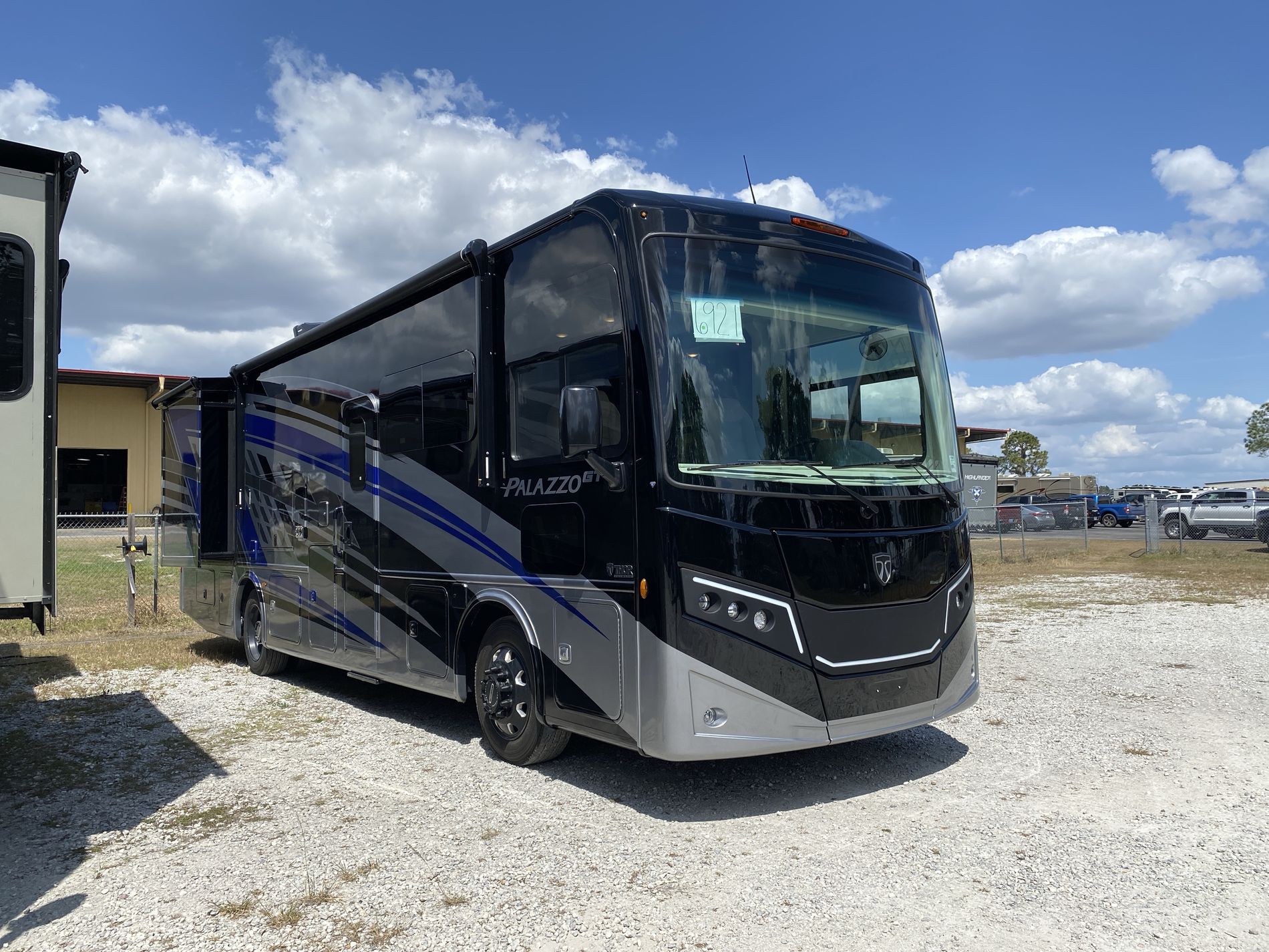 2025 Thor Motor Coach Palazzo GT