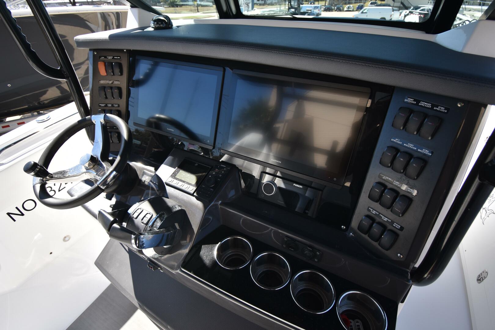 2021 Blackfin 332CC - Image 4