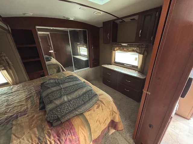 2015 Keystone Outback 300RB - Image 26