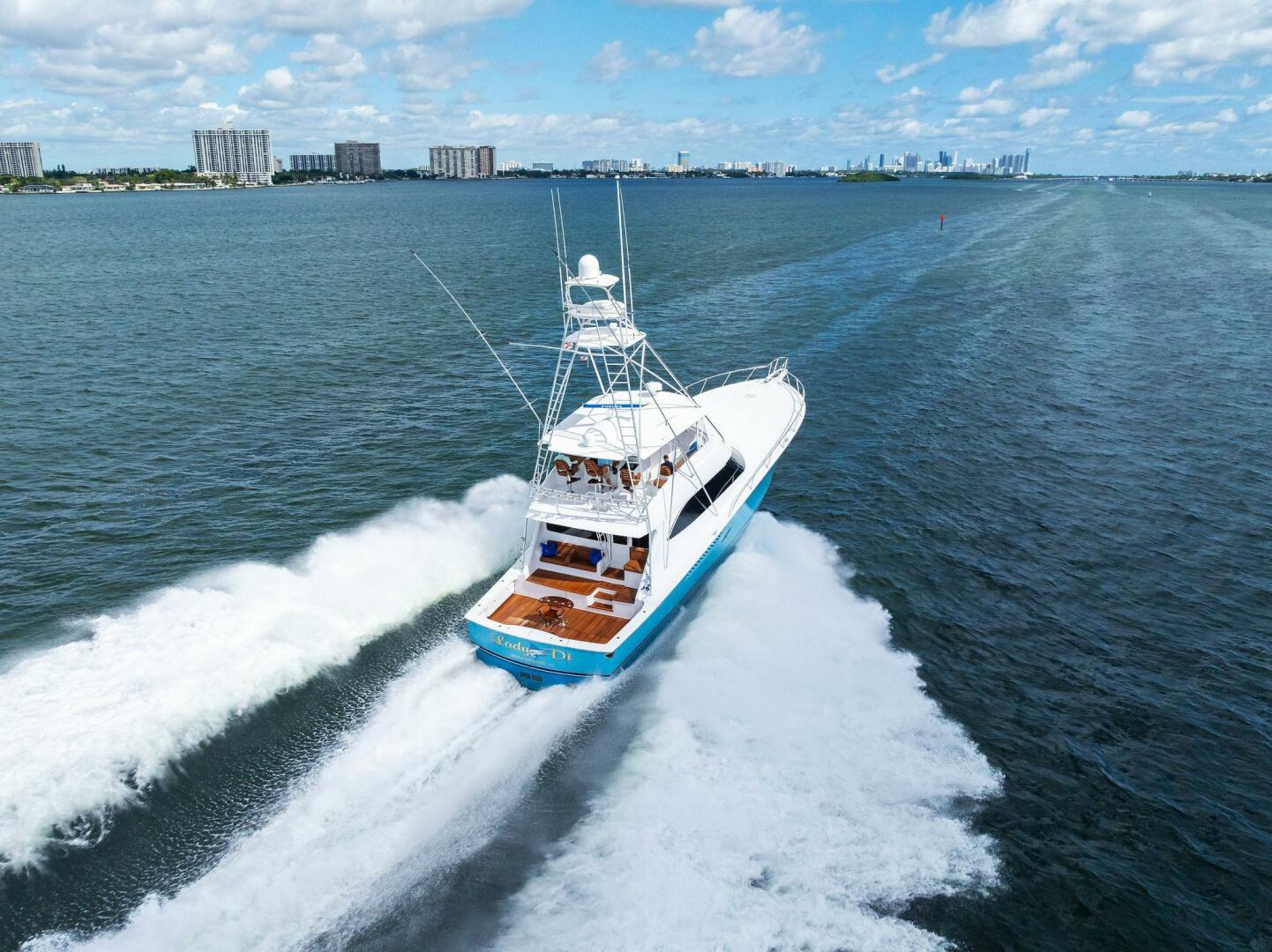 2012 Viking 82 Convertible - Image 113
