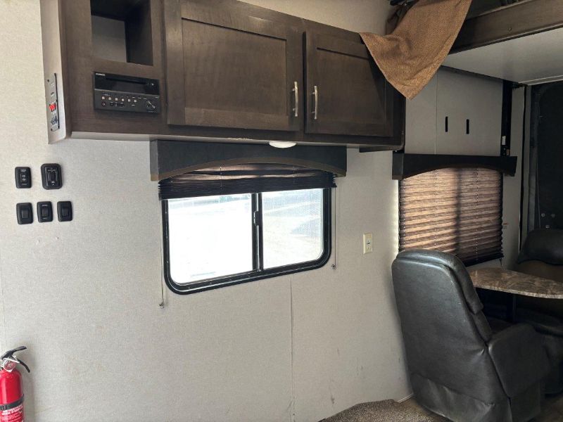 2019 Forest River Sandstorm T220 - Image 8