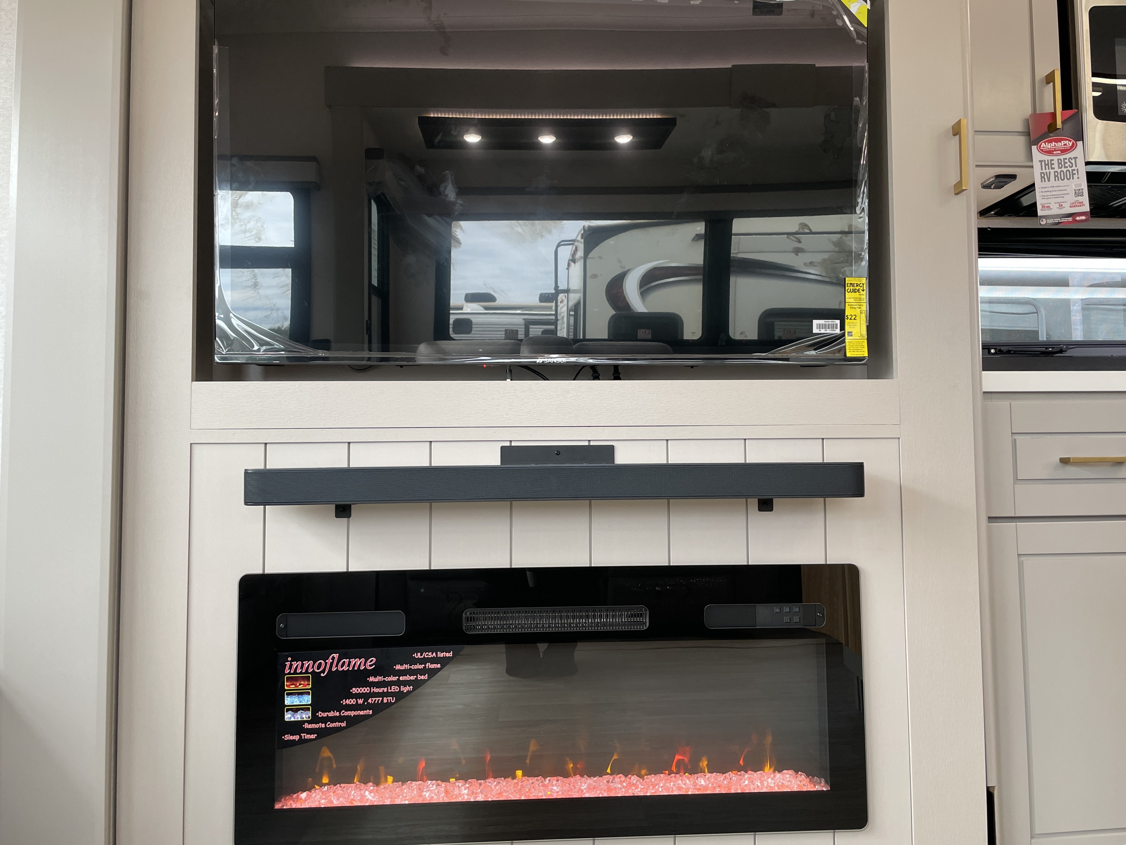 2027 Jayco North Point 361RLBH - Image 10