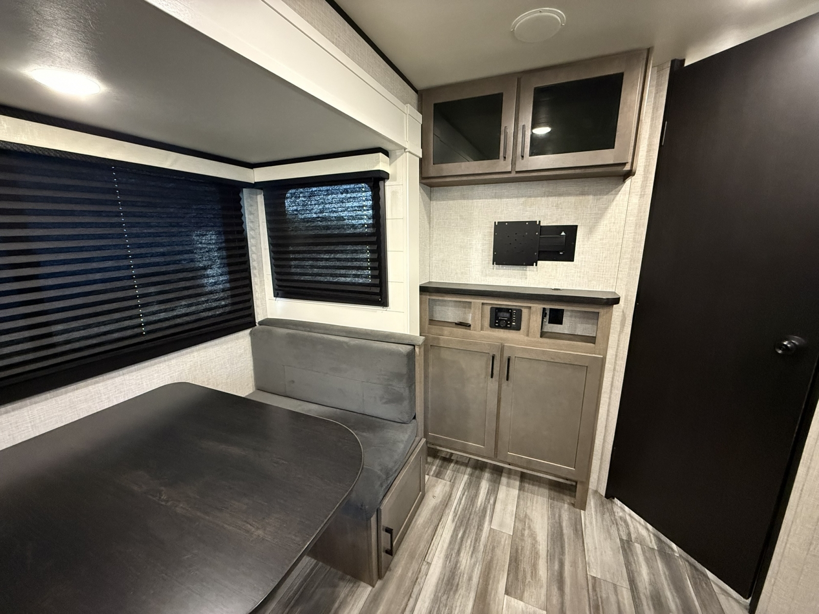 2025 Jayco Jay Flight 265RLS - Image 14