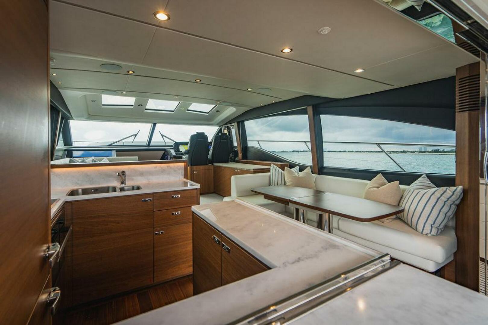 2022 Princess S66 - Image 44