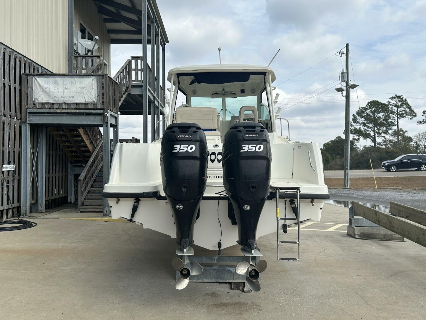 2016 Boston Whaler 315 Conquest - Image 7