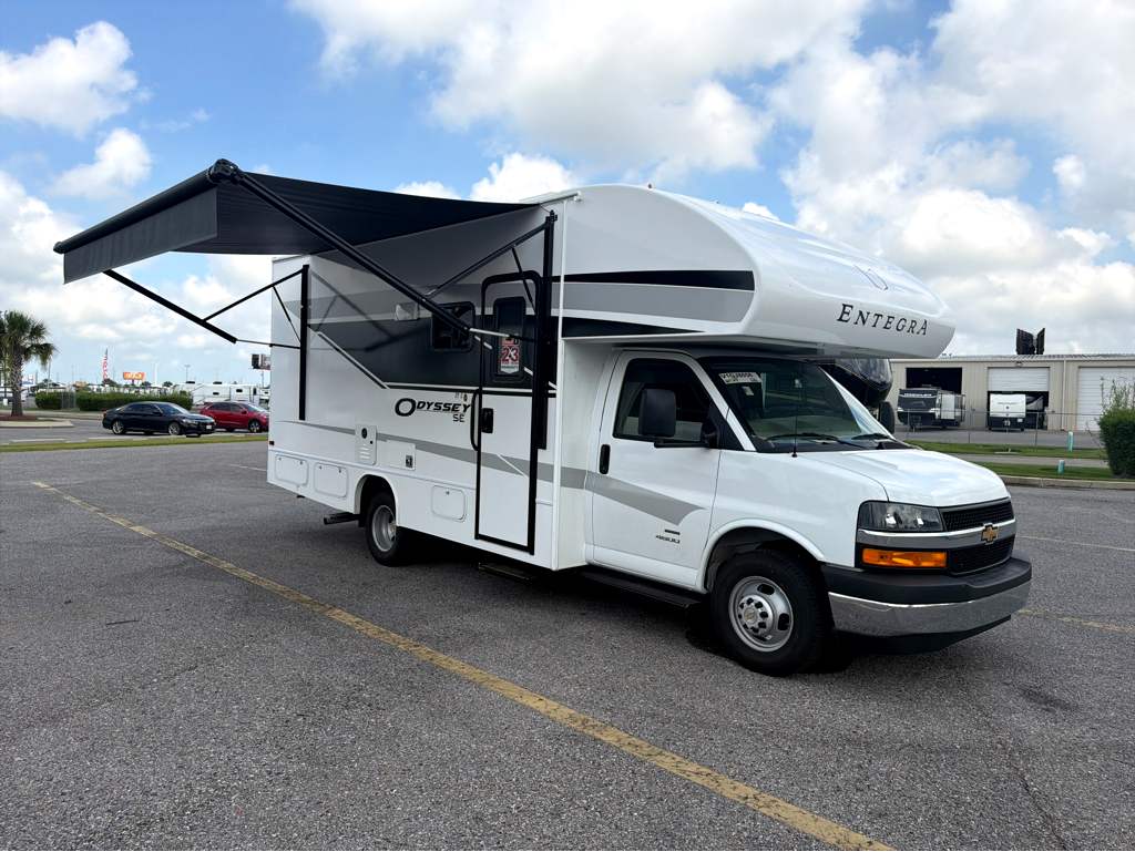 2027 ENTEGRA COACH ODYSSEY SE 22C - Image 2
