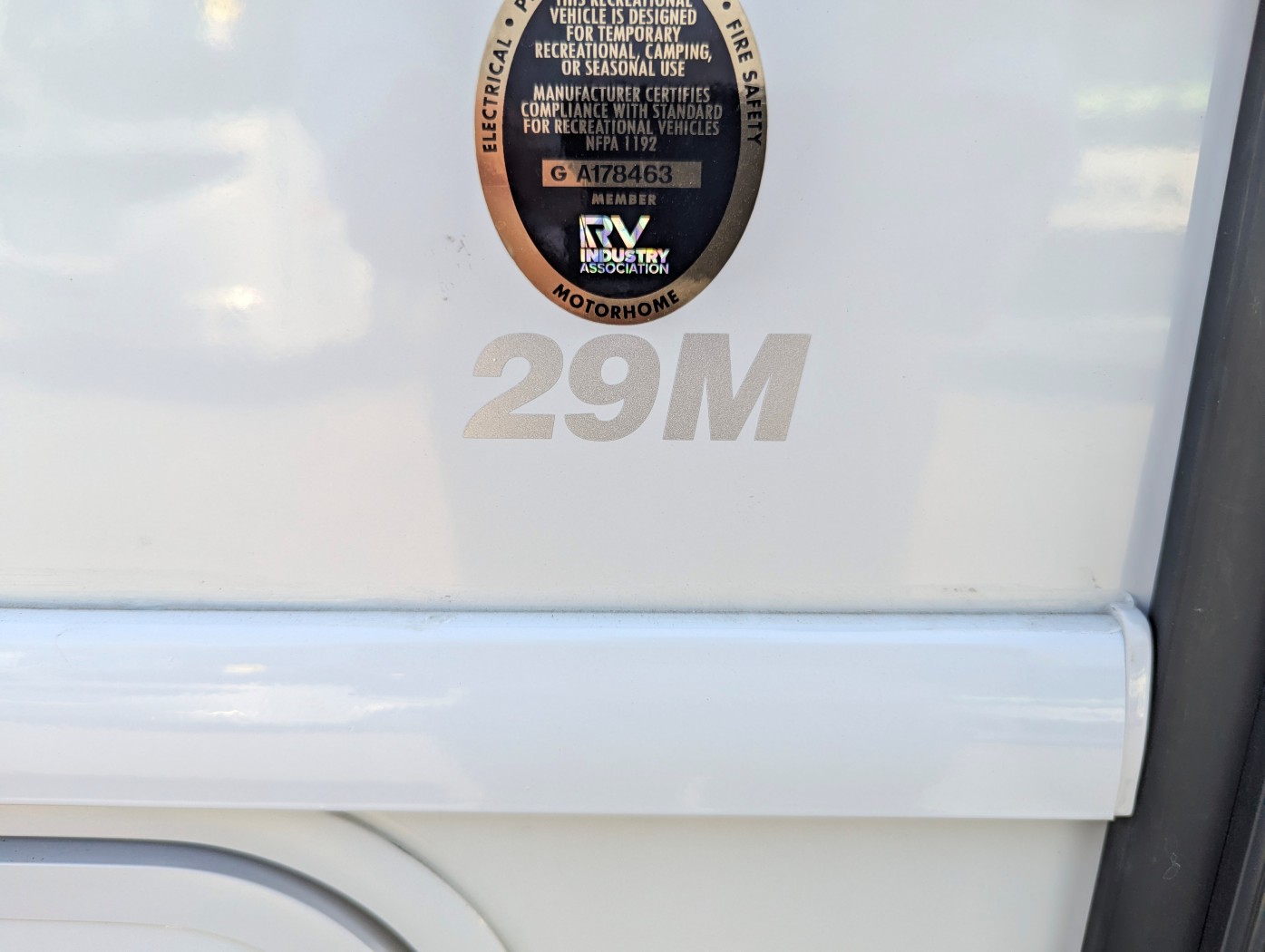 2026 Fleetwood Flair 29M - Image 8
