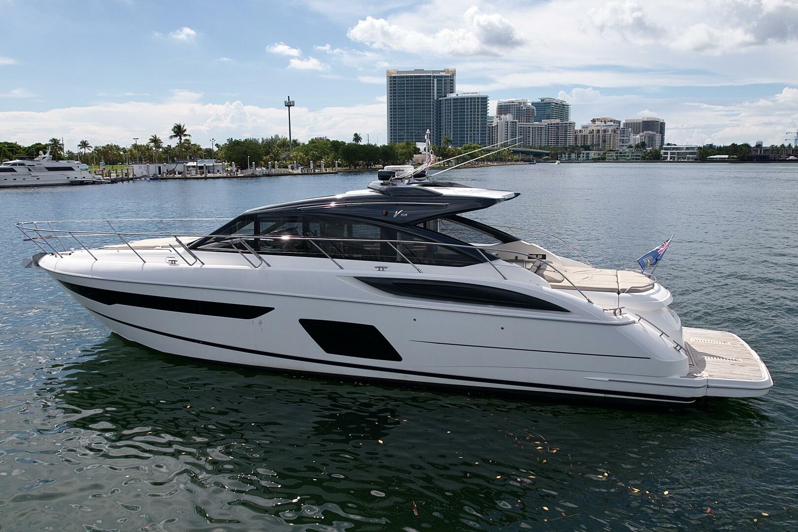 2017 Princess V58 - Image 3
