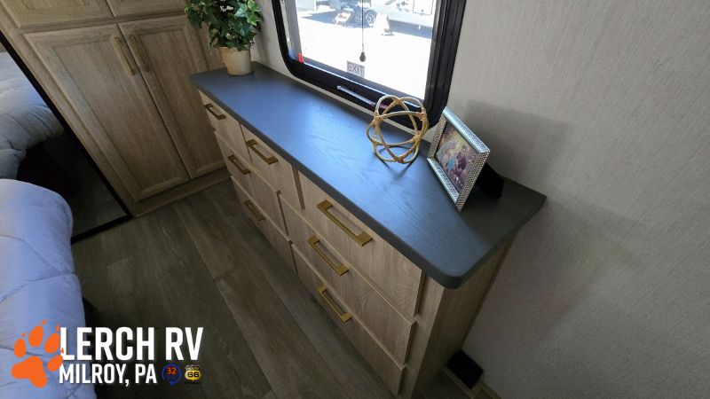 2026 KZ RV Ridgeway 36MB - Image 24