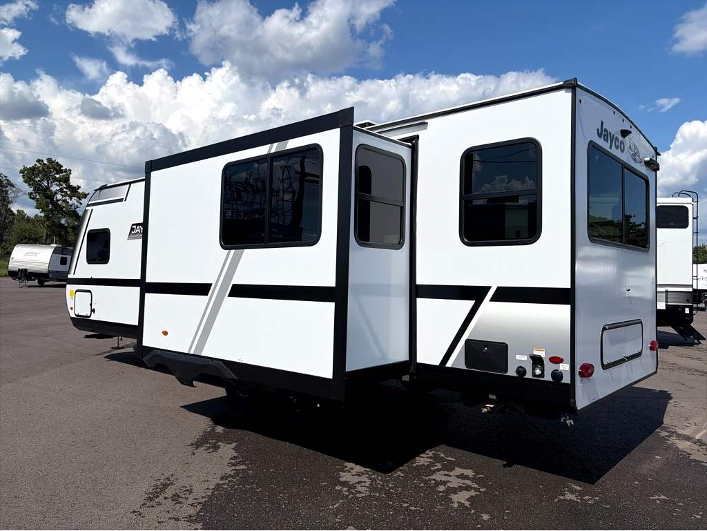 2027 JAYCO JAY FEATHER 25RLSL - Image 3