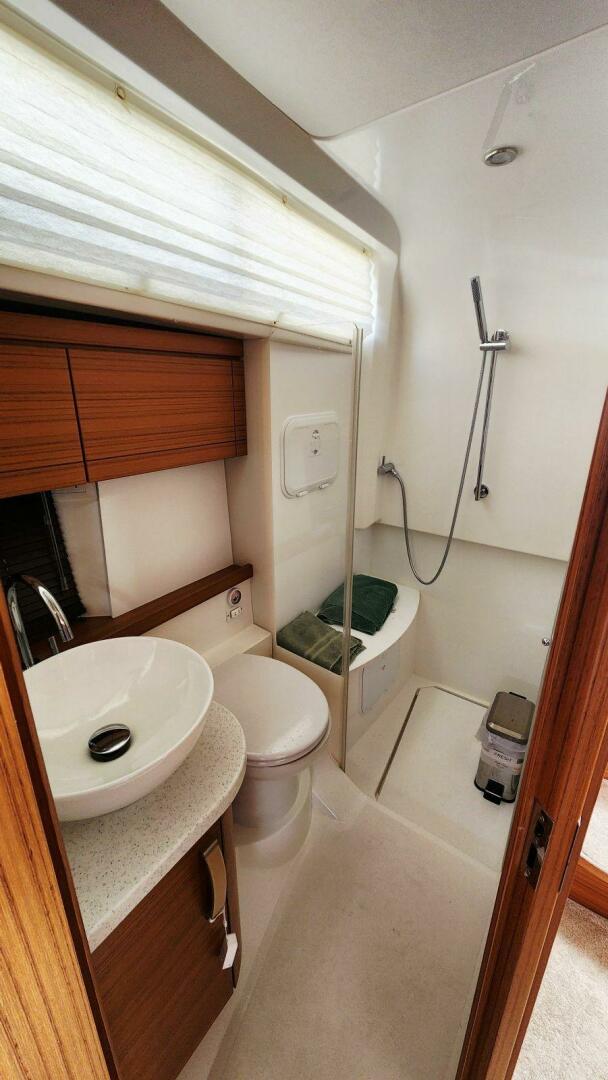 2022 Greenline 40 Hybrid - Image 48