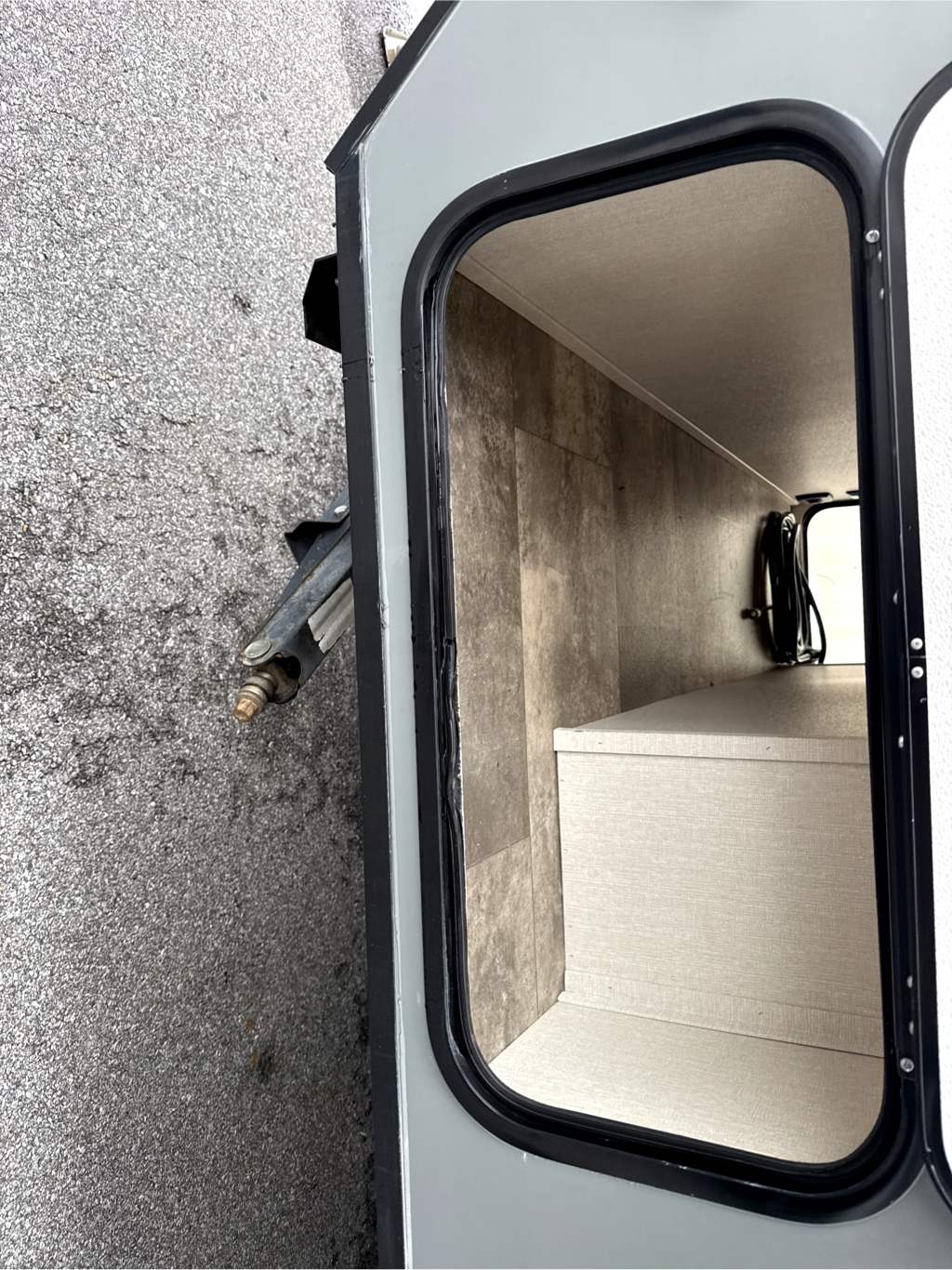 2023 COACHMEN APEX NANO 186 BH - Image 8