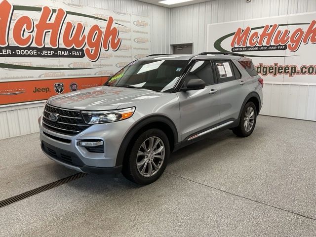 2021 Ford Explorer Utility 4D XLT 4WD - Image 1