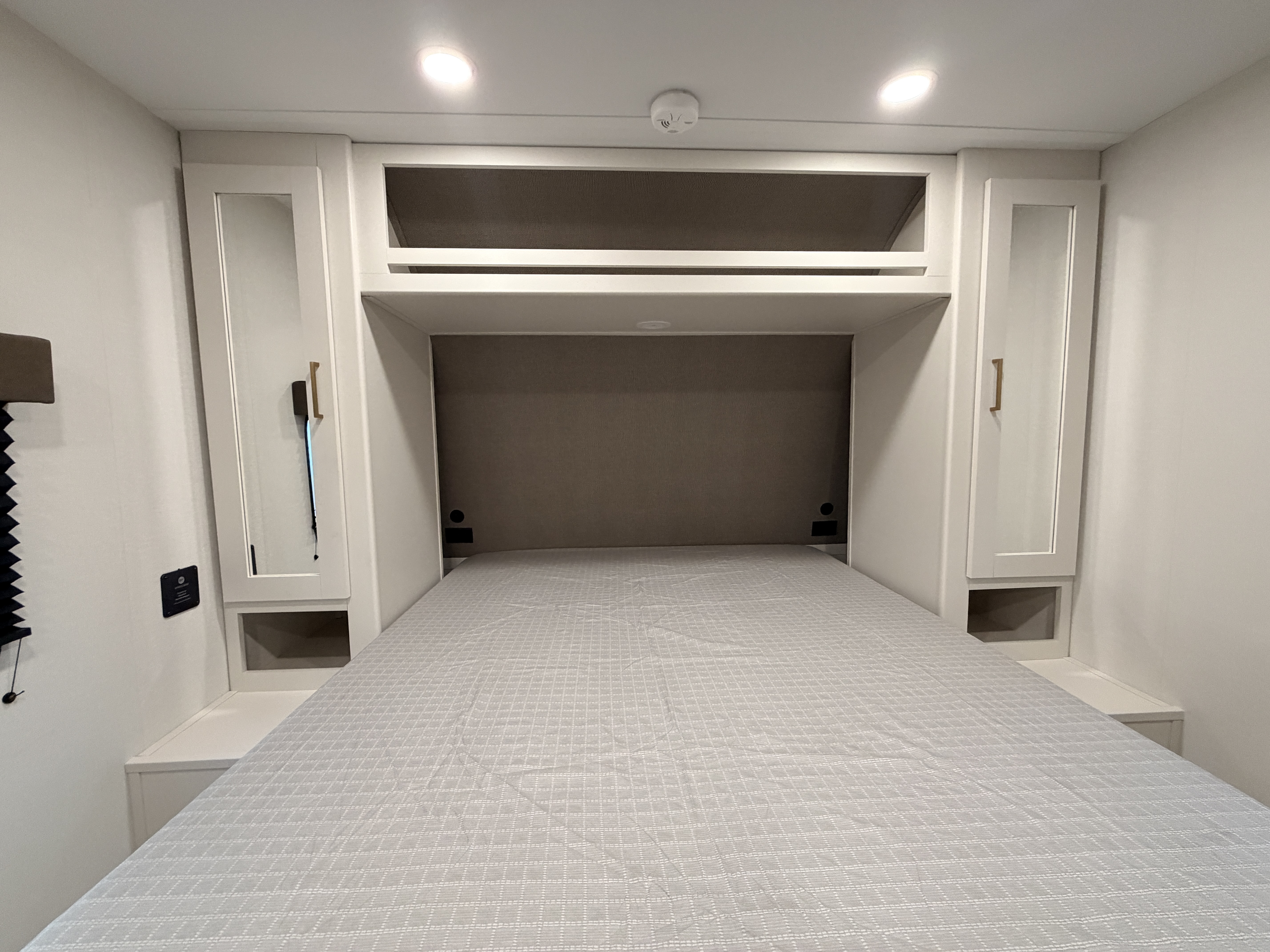 2027 Grand Design Transcend XPLOR 25MLX - Image 18