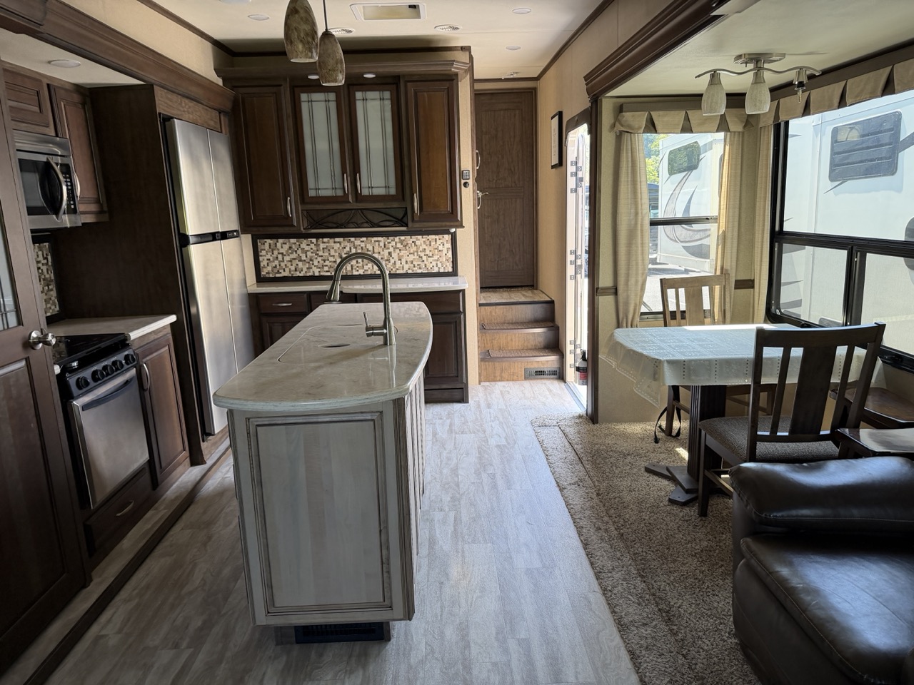 2016 Grand Design Solitude 369RL - Image 8