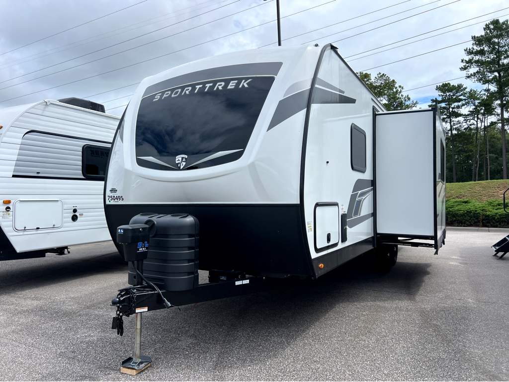 2026 VENTURE RV SPORTTREK 261VBH - Image 2