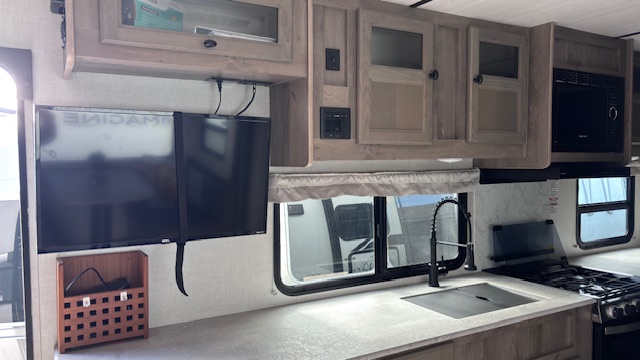 2022 Forest River Surveyor Legend 203RKLE - Image 7