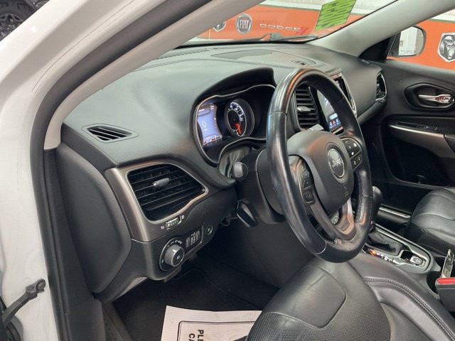 2021 Jeep Cherokee Utility 4D Trailhawk 4WD V6 - Image 13