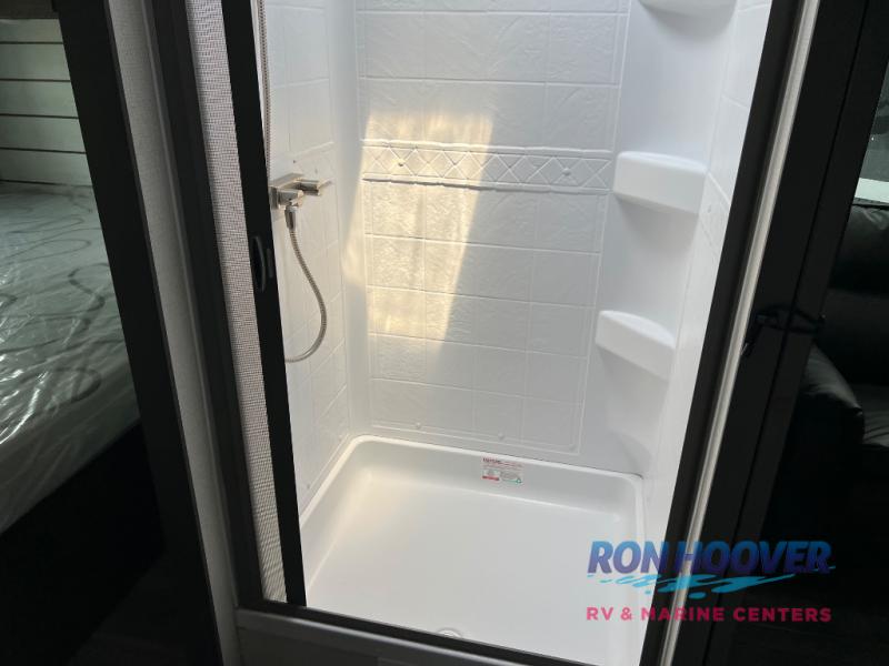 2025 KEYSTONE 25FKD - Image 17