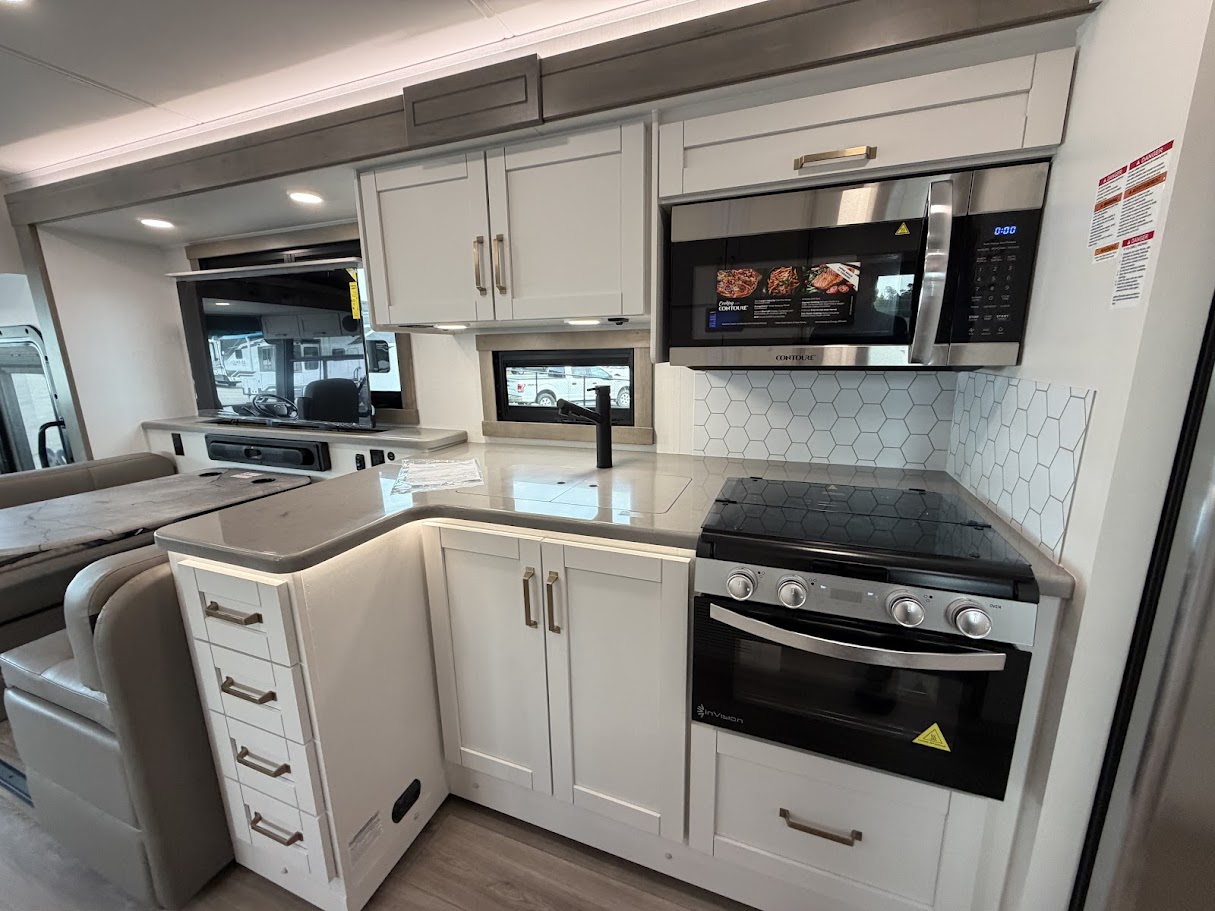 2027 JAYCO PRECEPT 36C - Image 32