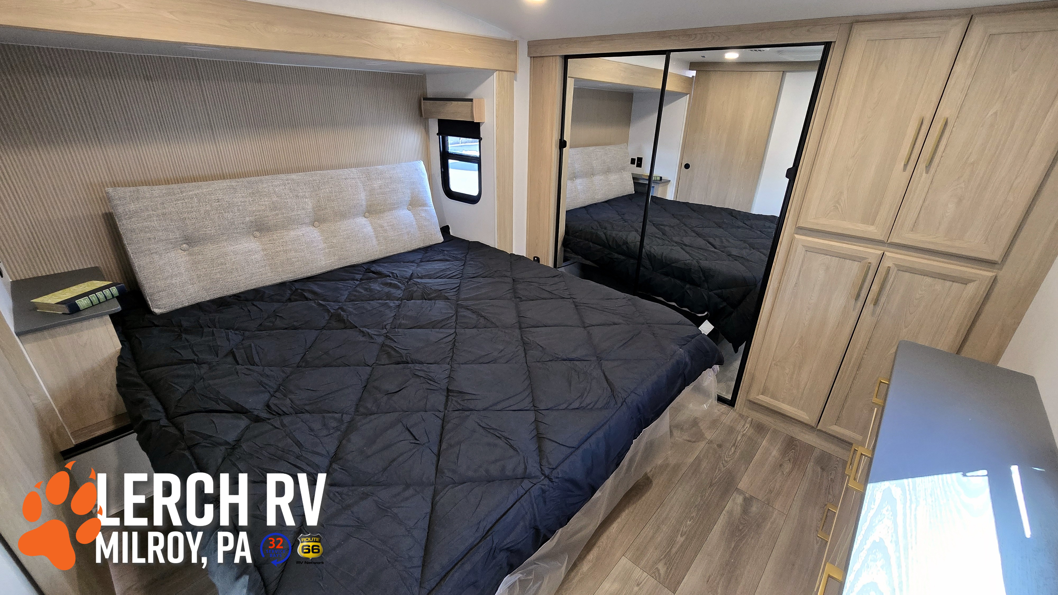 2026 KZ RV Ridgeway 35BH - Image 32