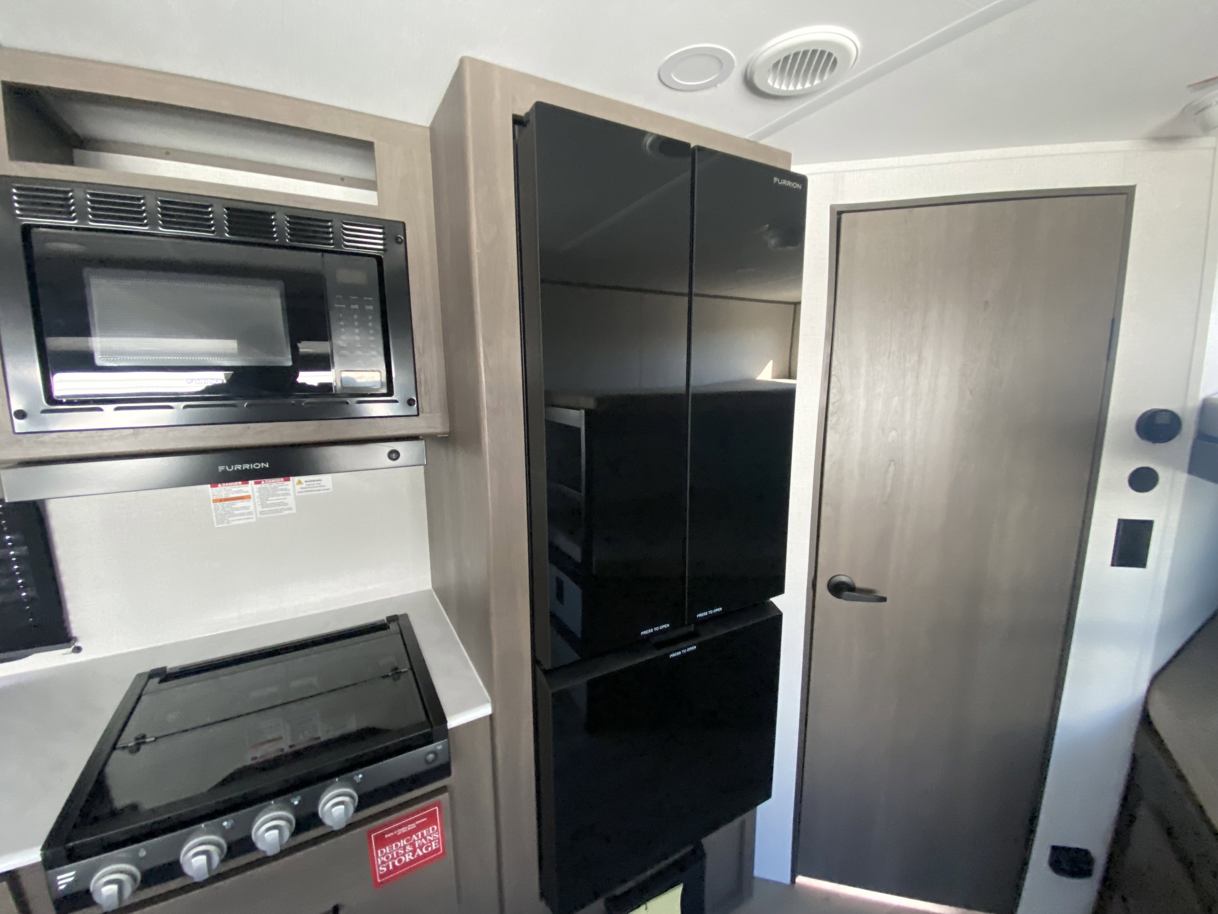 2026 GRAND DESIGN TRANSCEND 23BHX - Image 21