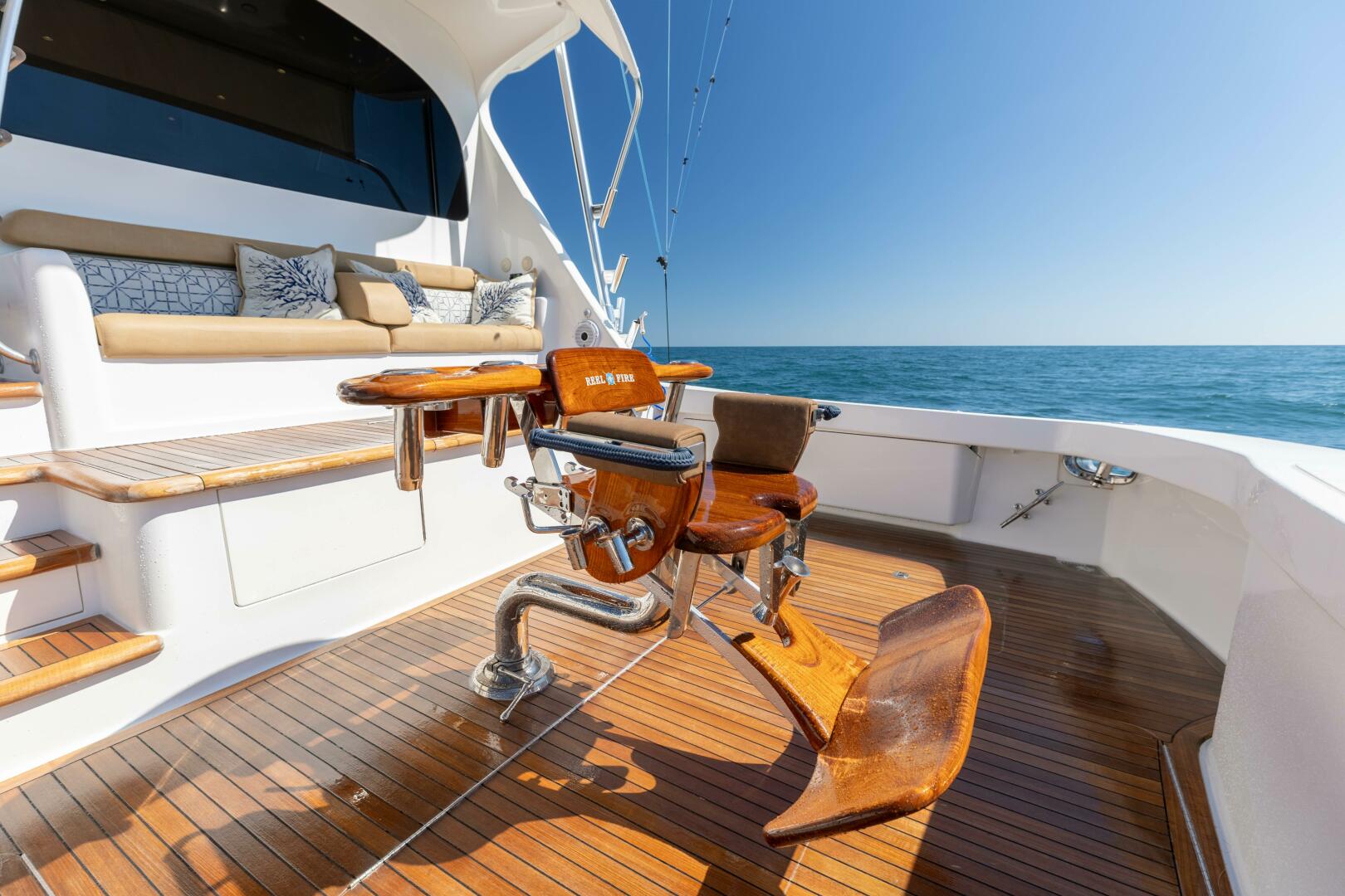 2013 Viking 76 Convertible - Image 62