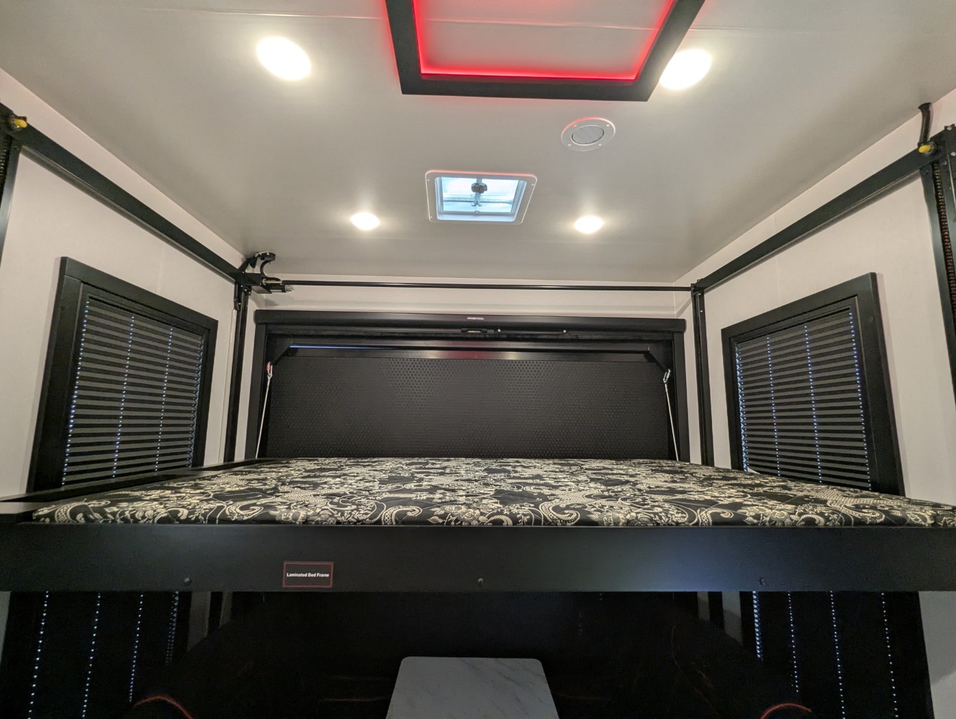 2028 IROK Trailers FW C-CR 2816 - Image 30
