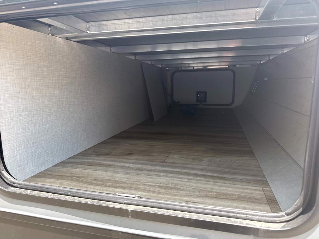 2027 VENTURE RV STRATUS 281VBH - Image 7