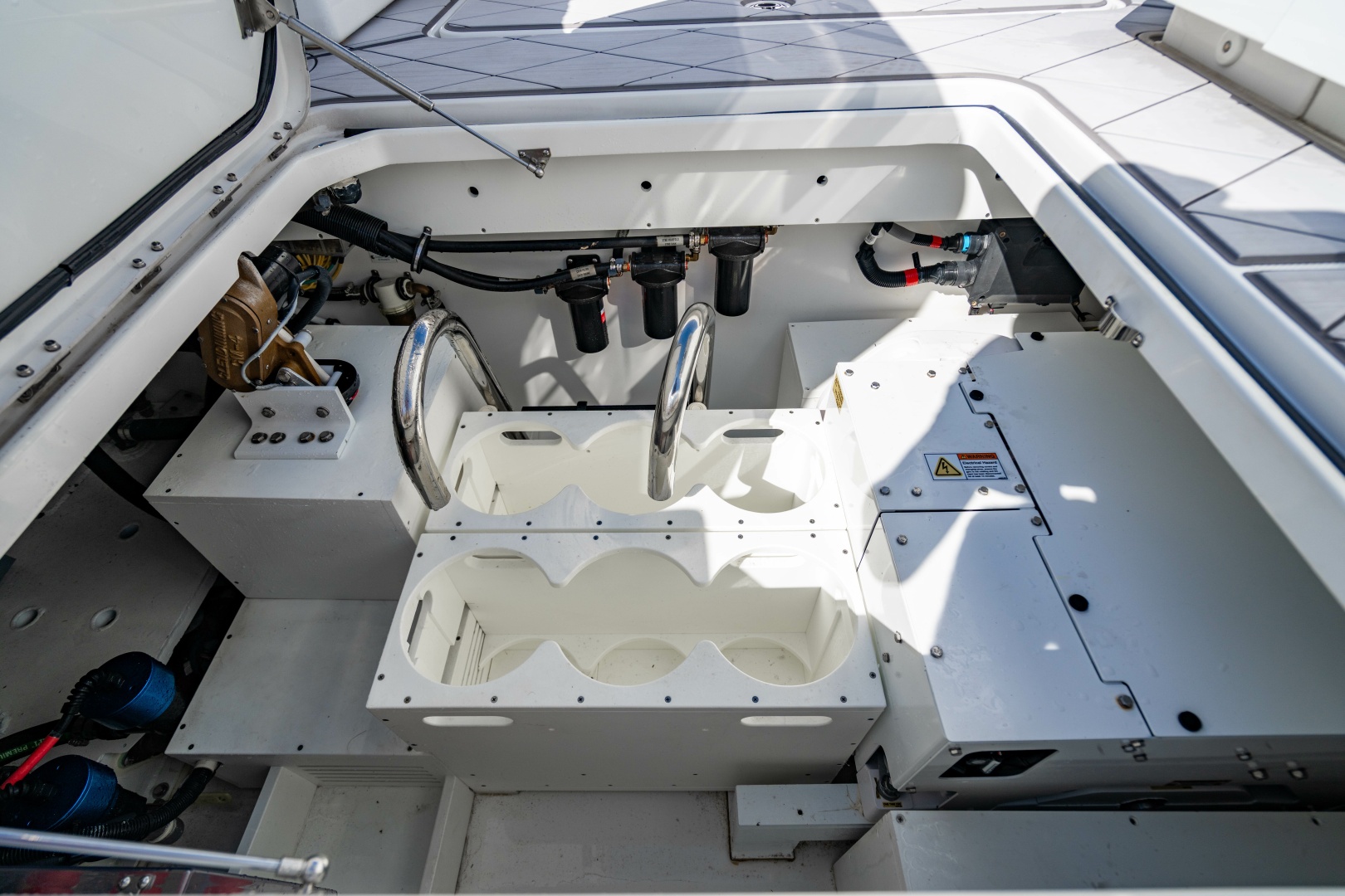 2024 HCB 42 Lujo - Image 73