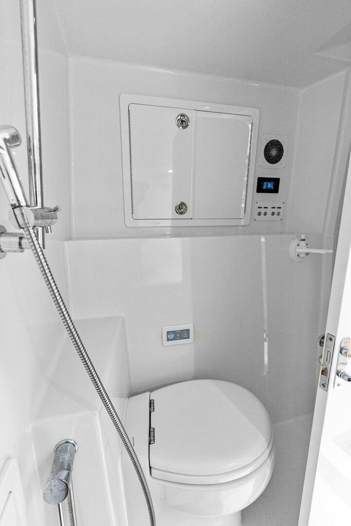 2020 Calcutta 480 Catamaran - Image 24