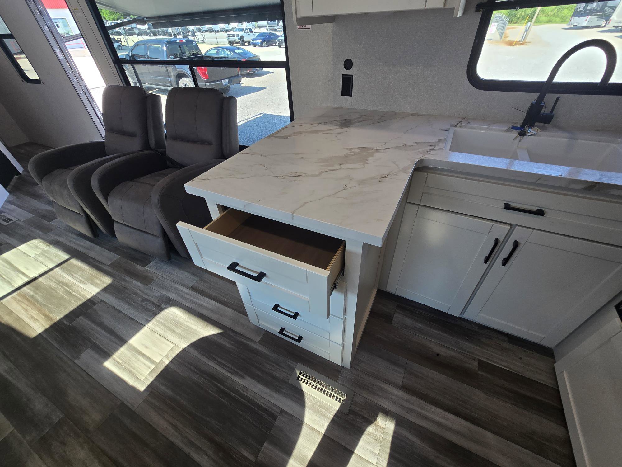 2026 JAYCO JAY FLIGHT SLX 290RKS - Image 15