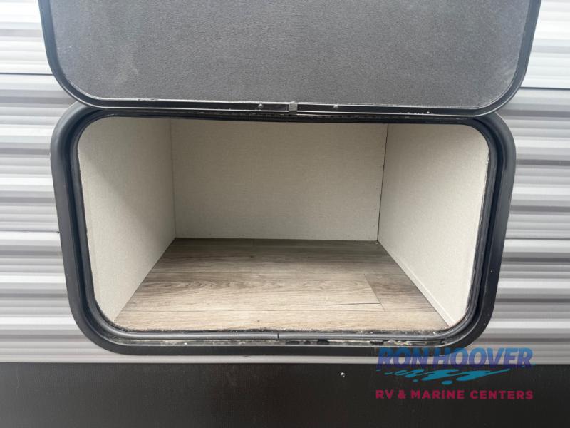 2026 COACHMEN CATALINA 333DBDSCKLE - Image 4