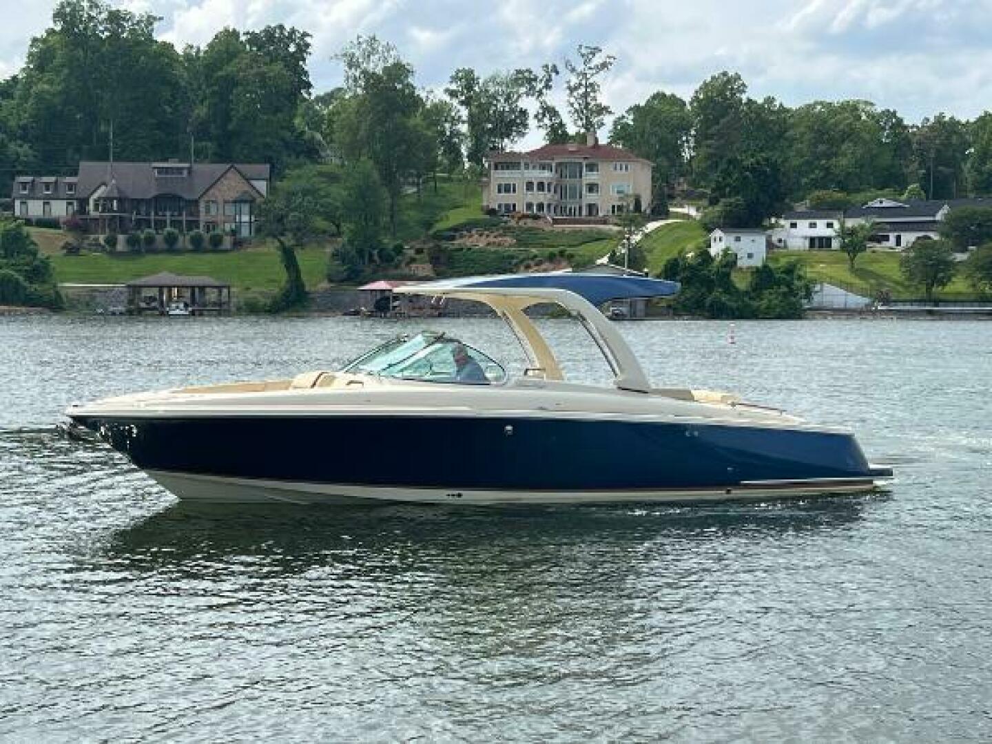 2020 Chris-Craft Launch 31 GT - Image 86