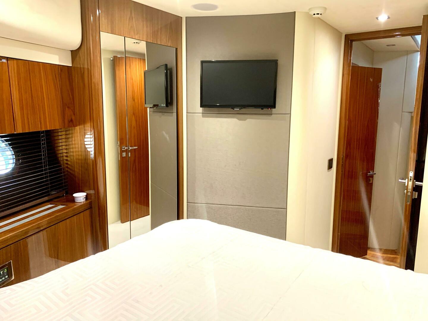 2016 Sunseeker Manhattan 65 - Image 19