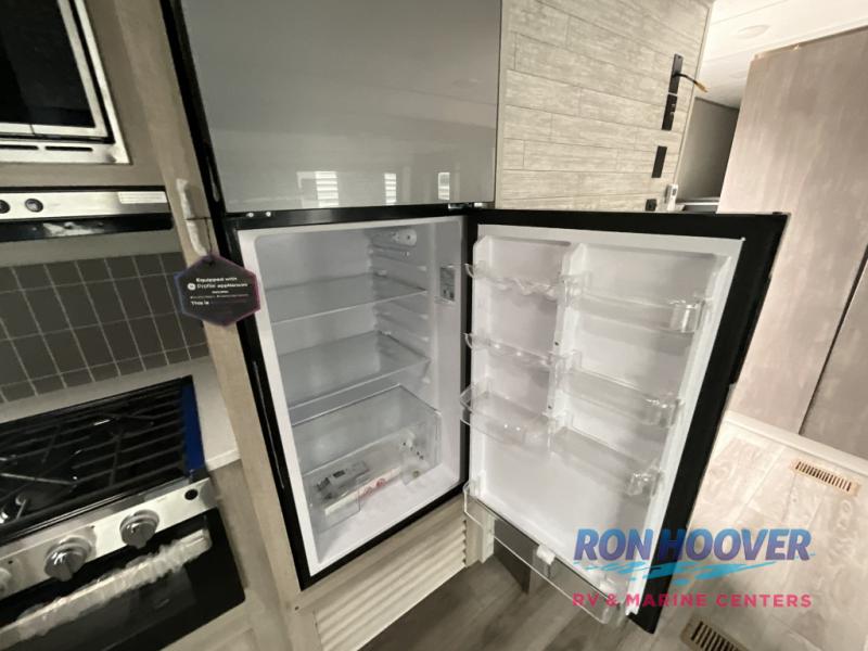 2026 COACHMEN 333DORM - Image 12