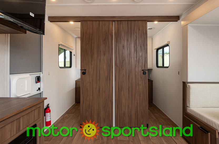 2027 Winnebago Access 28GP - Image 27