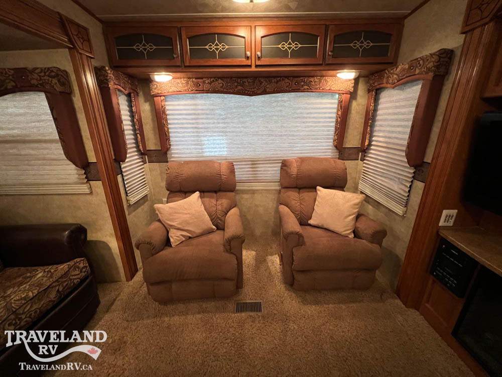 2012 FOREST RIVER SABRE 31CKTS - Image 24