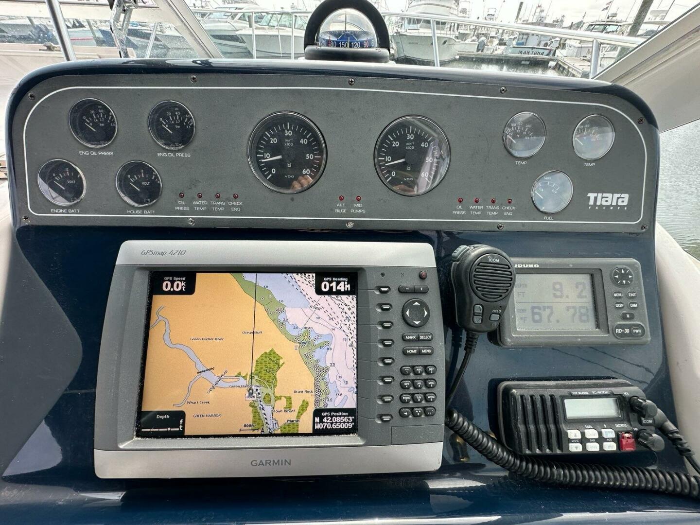 2006 Tiara Yachts 29 Coronet - Image 9