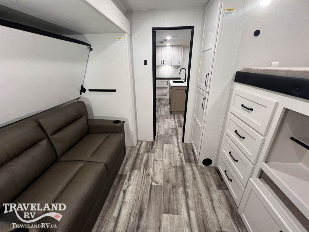 2027 Highland Ridge Roamer Light Duty 31TBTS - Image 18
