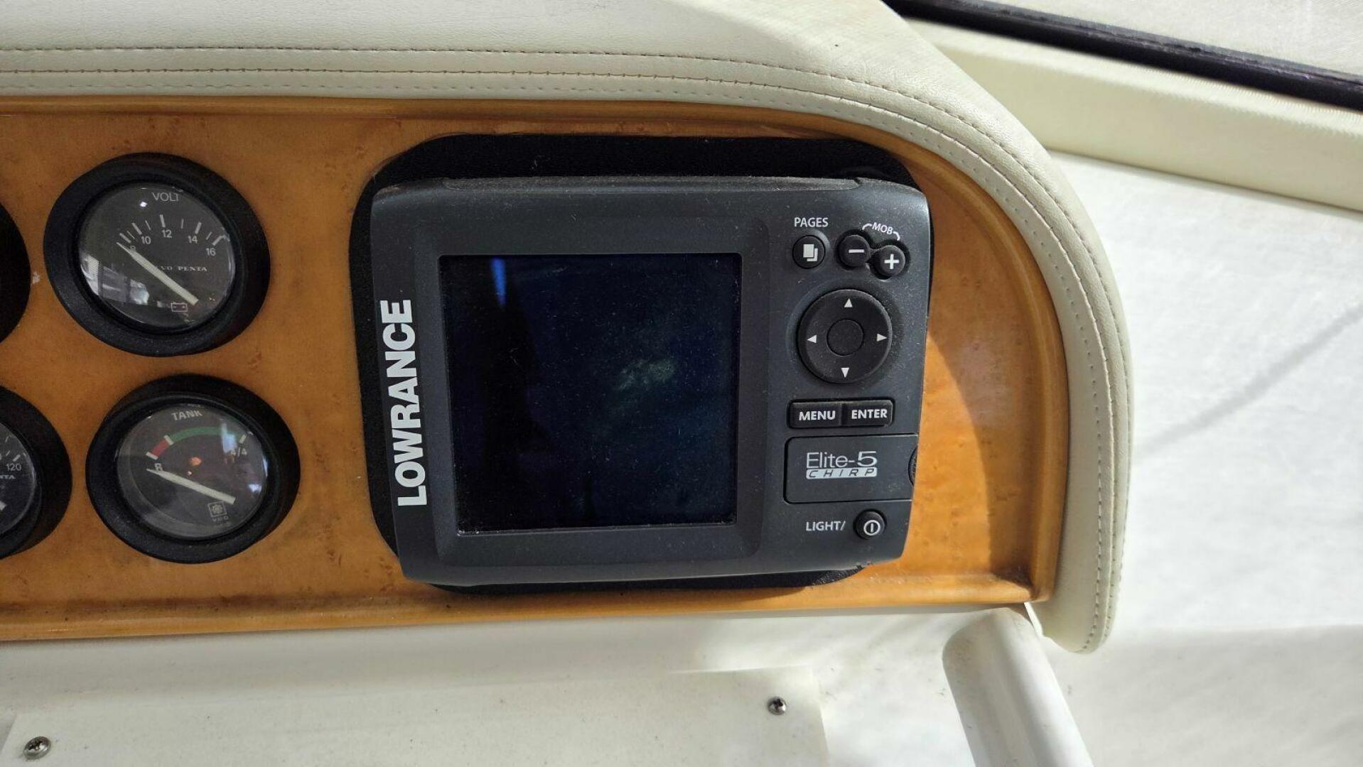 1998 Navigator 5300 - Image 47
