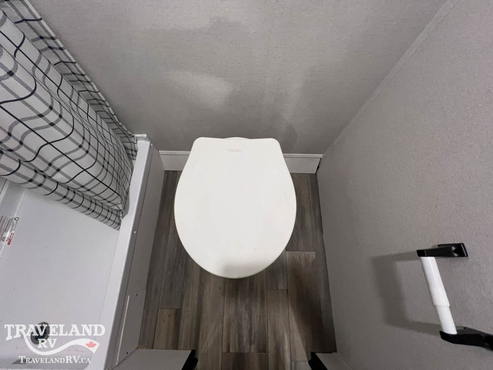2027 Highland Ridge Colt 17BH - Image 18