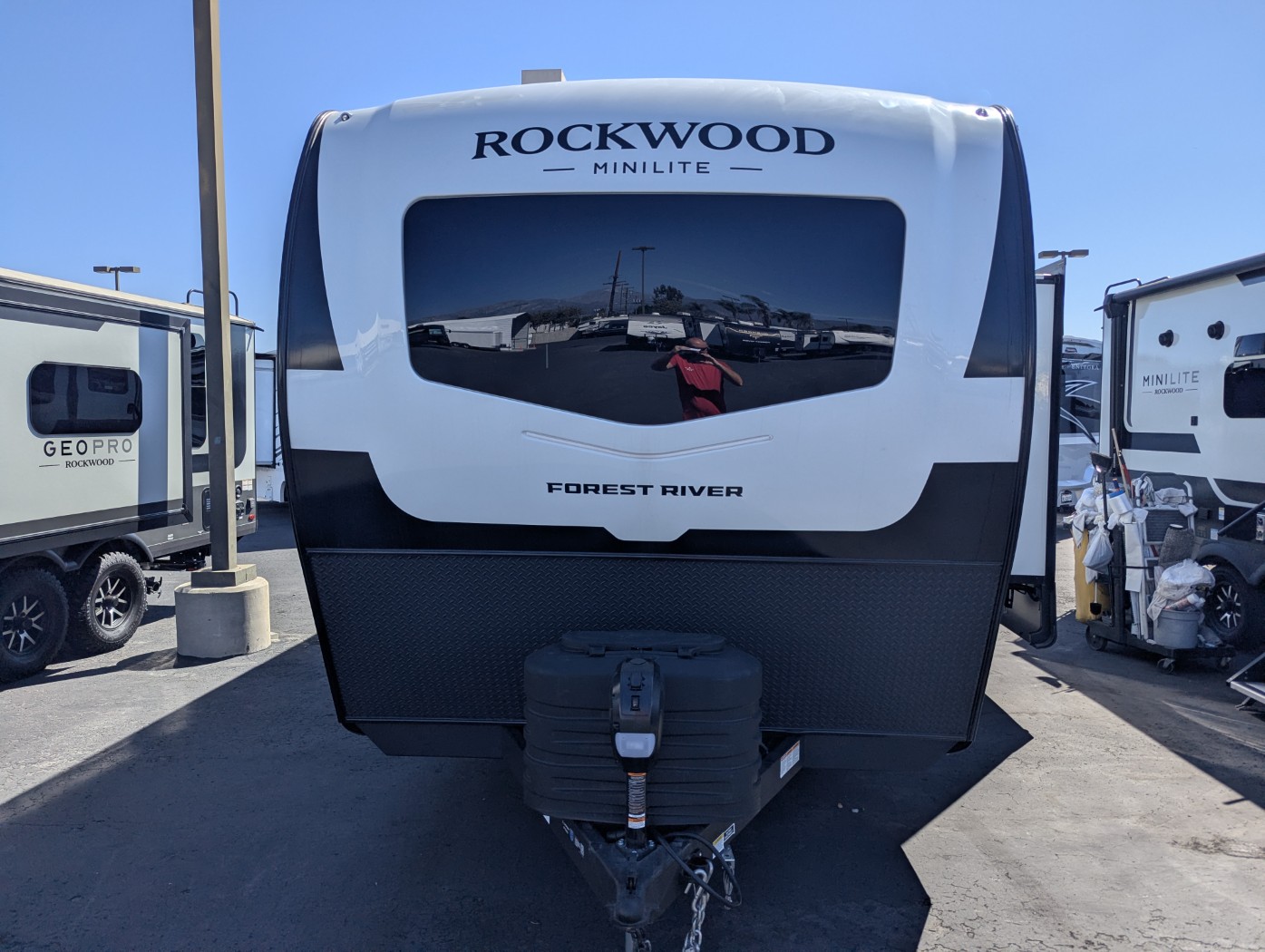 2027 Forest River Rockwood Mini Lite 2205S - Image 2