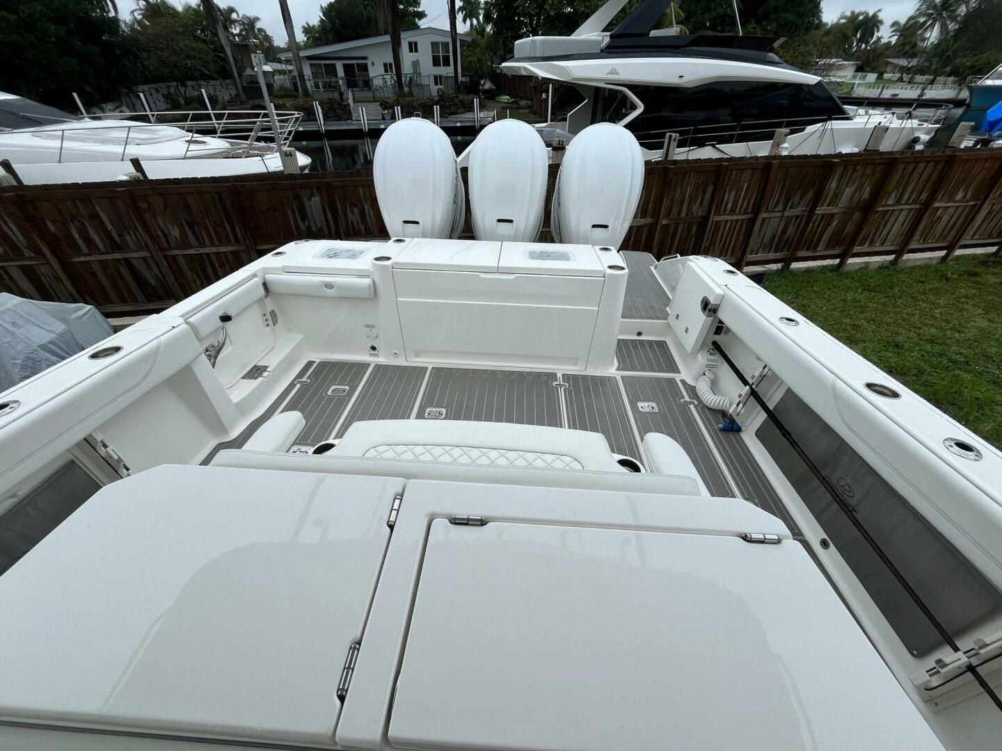 2021 Pursuit S378 - Image 15