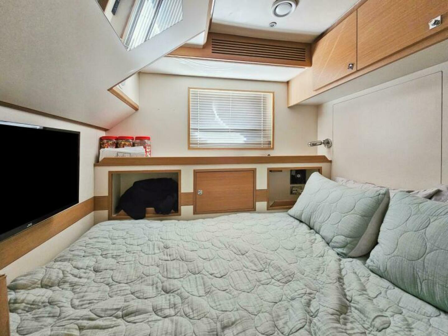 2008 Palmer Johnson 124 Sports Cruiser - Image 65