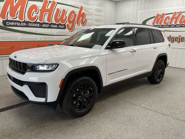 2026 Jeep Grand-Cherokee-L Laredo Altitude 4x4 - Image 1