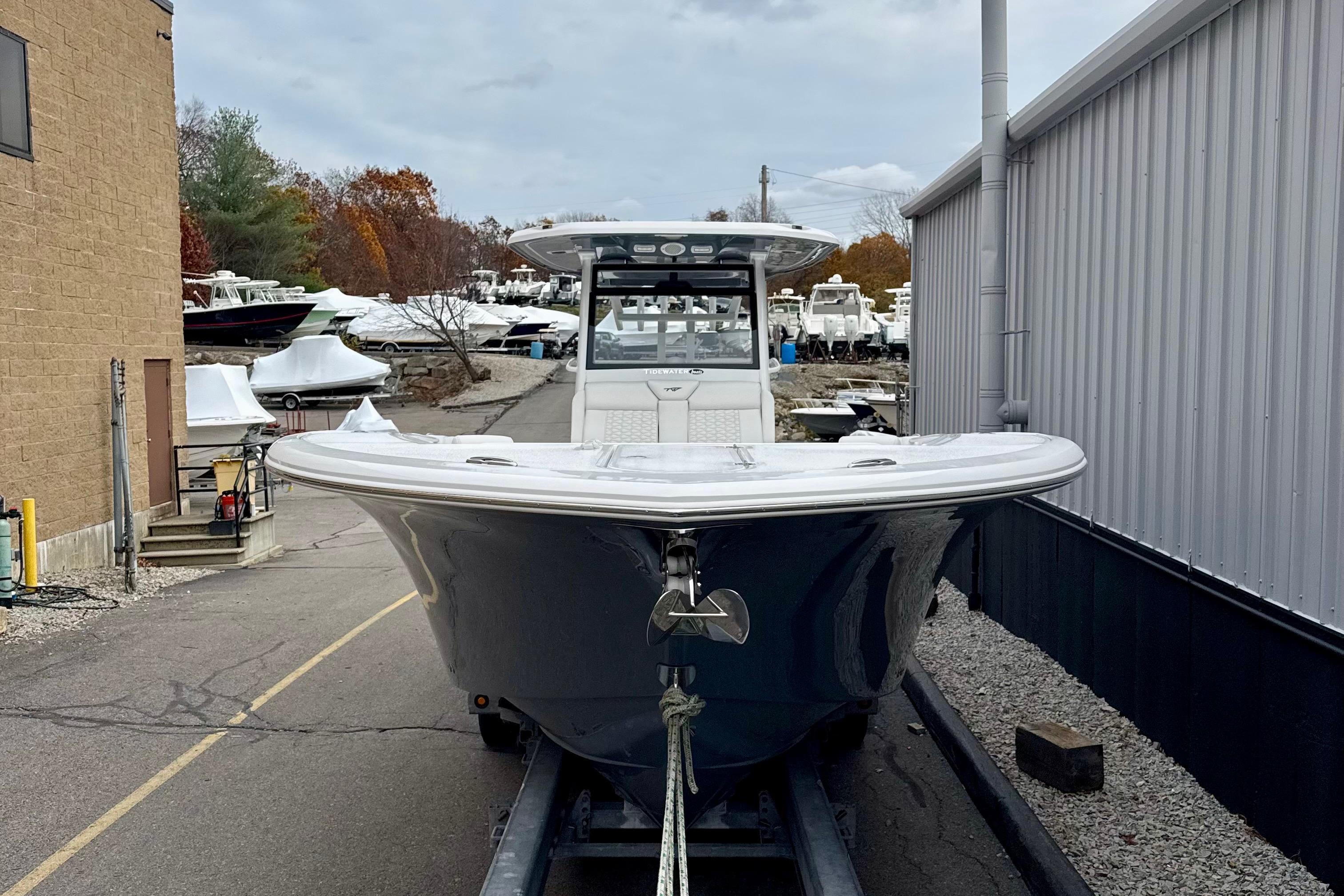 2026 Tidewater 302 CC Standard - Image 14