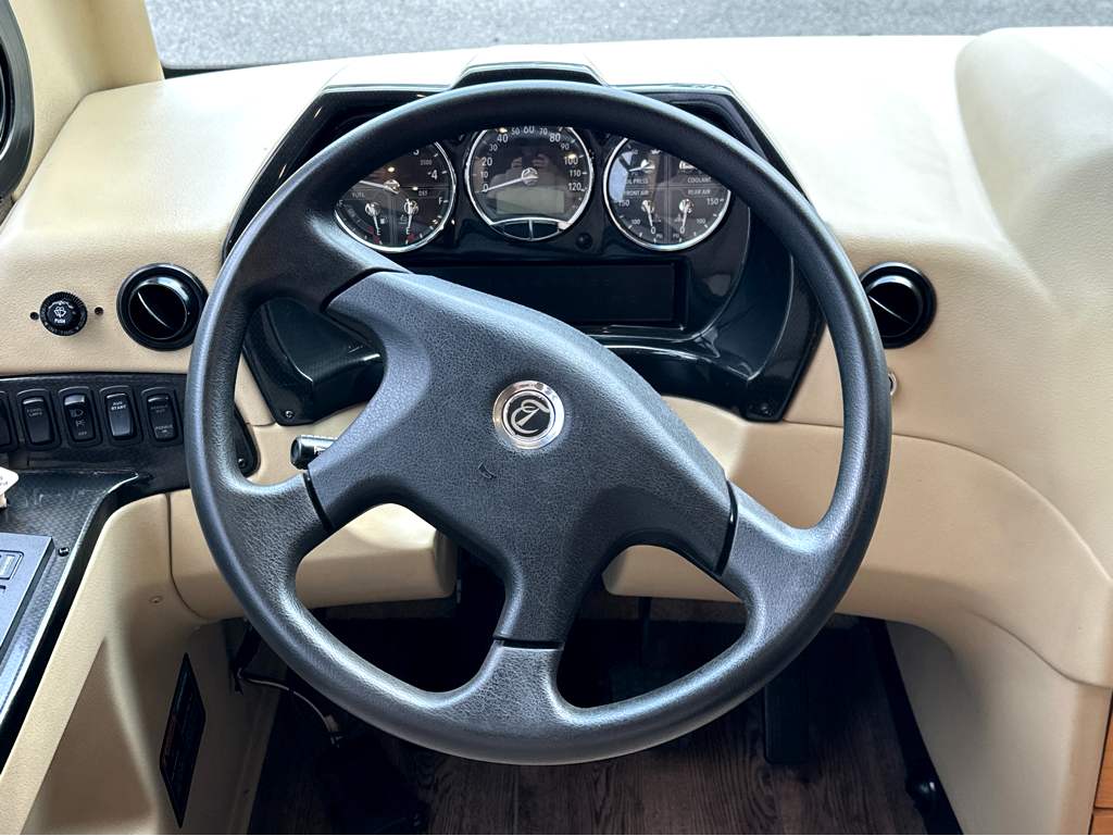 2018 TIFFIN ALLEGRO BREEZE 33 BR - Image 23
